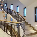 アパートホテル Luxury 4*