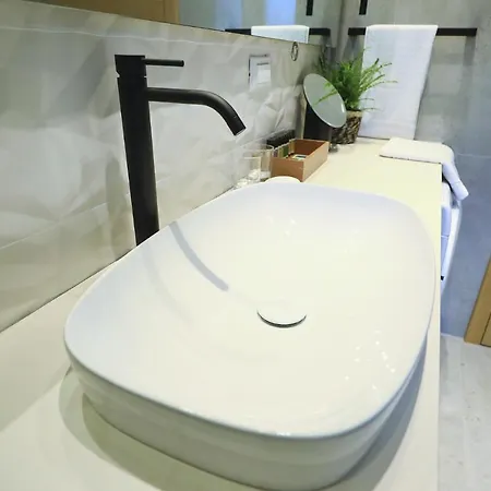 Luxury 4*