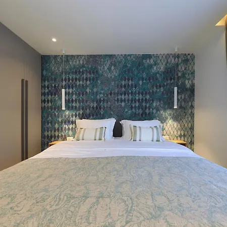 Manda Luxury 4*