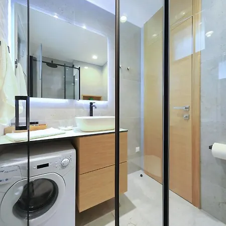 Luxury 4*