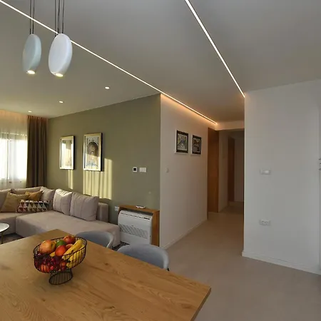 Apartahotel Luxury 4*