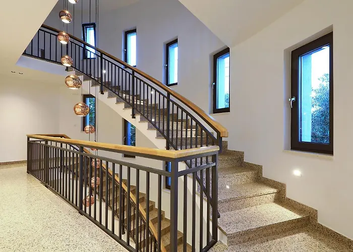 アパートホテル Luxury 4*