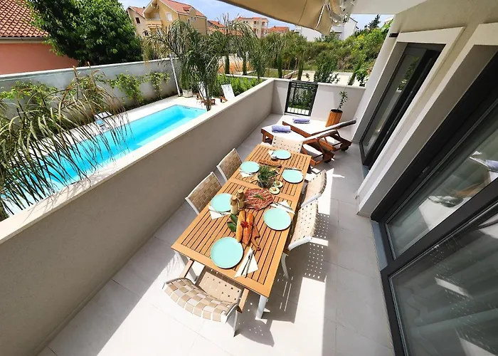 Hotel apartamentowy Luxury