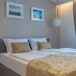 Luxury Aparthotel 4*