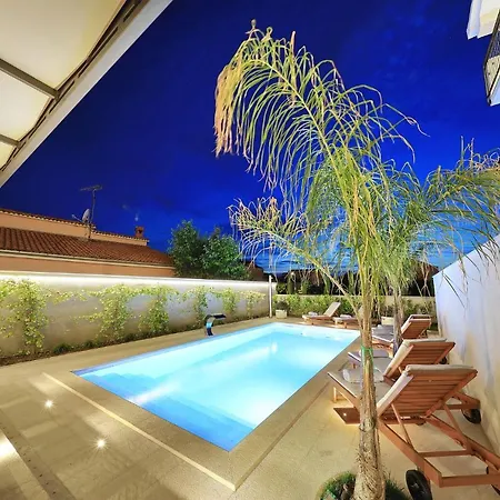Manda Luxury Aparthotel Zadar