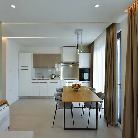 Manda Luxury Aparthotel