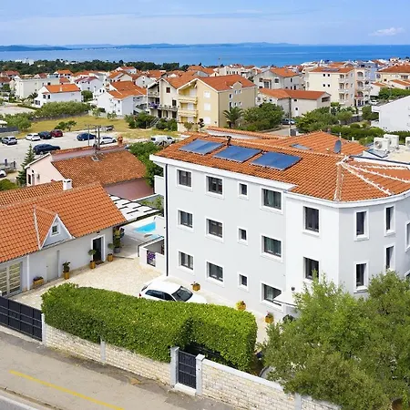 Aparthotel Manda Luxury