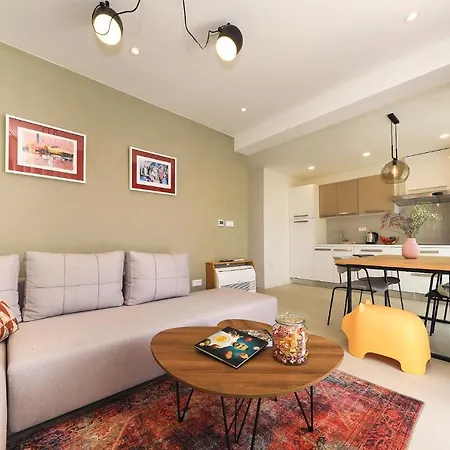 Manda Luxury Aparthotel