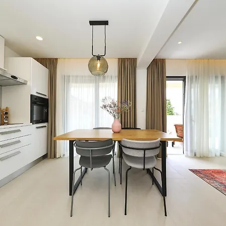 Aparthotel Manda Luxury