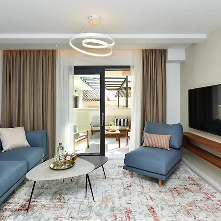 Manda Luxury