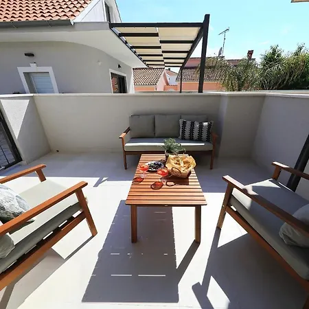 Aparthotel Manda Luxury 4*