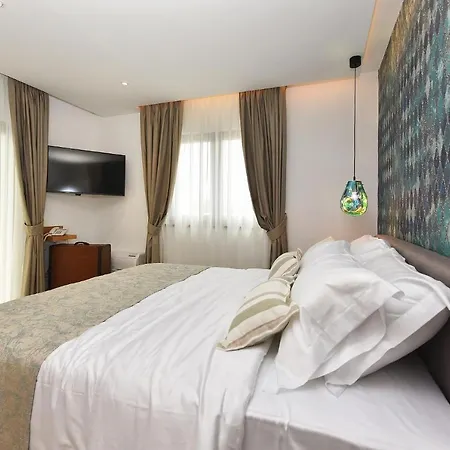 Aparthotel Manda Luxury