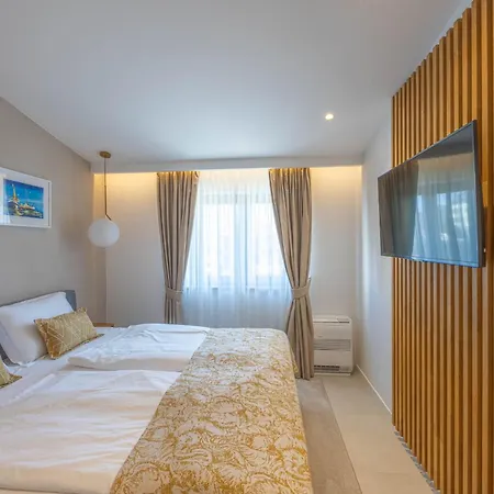 Luxury Aparthotel