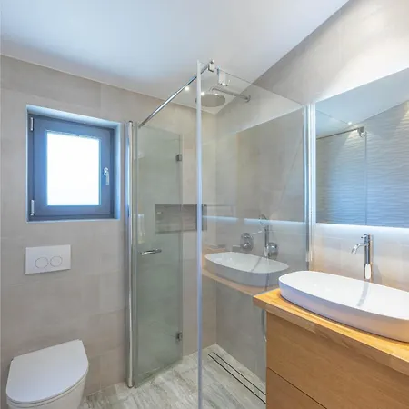 Aparthotel Luxury 4*